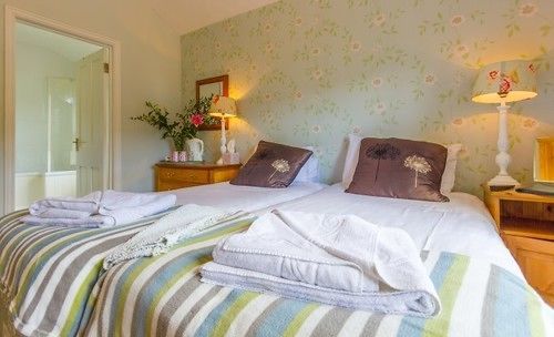 The Highdown Inn Totland  Екстер'єр фото